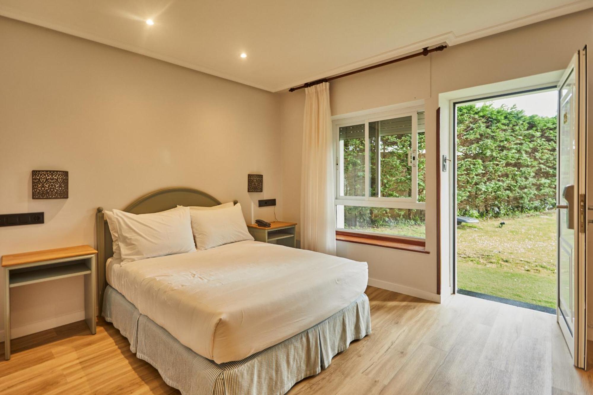 Silken Gran Hotel Del Sella ริวาเดเซญา ภายนอก รูปภาพ