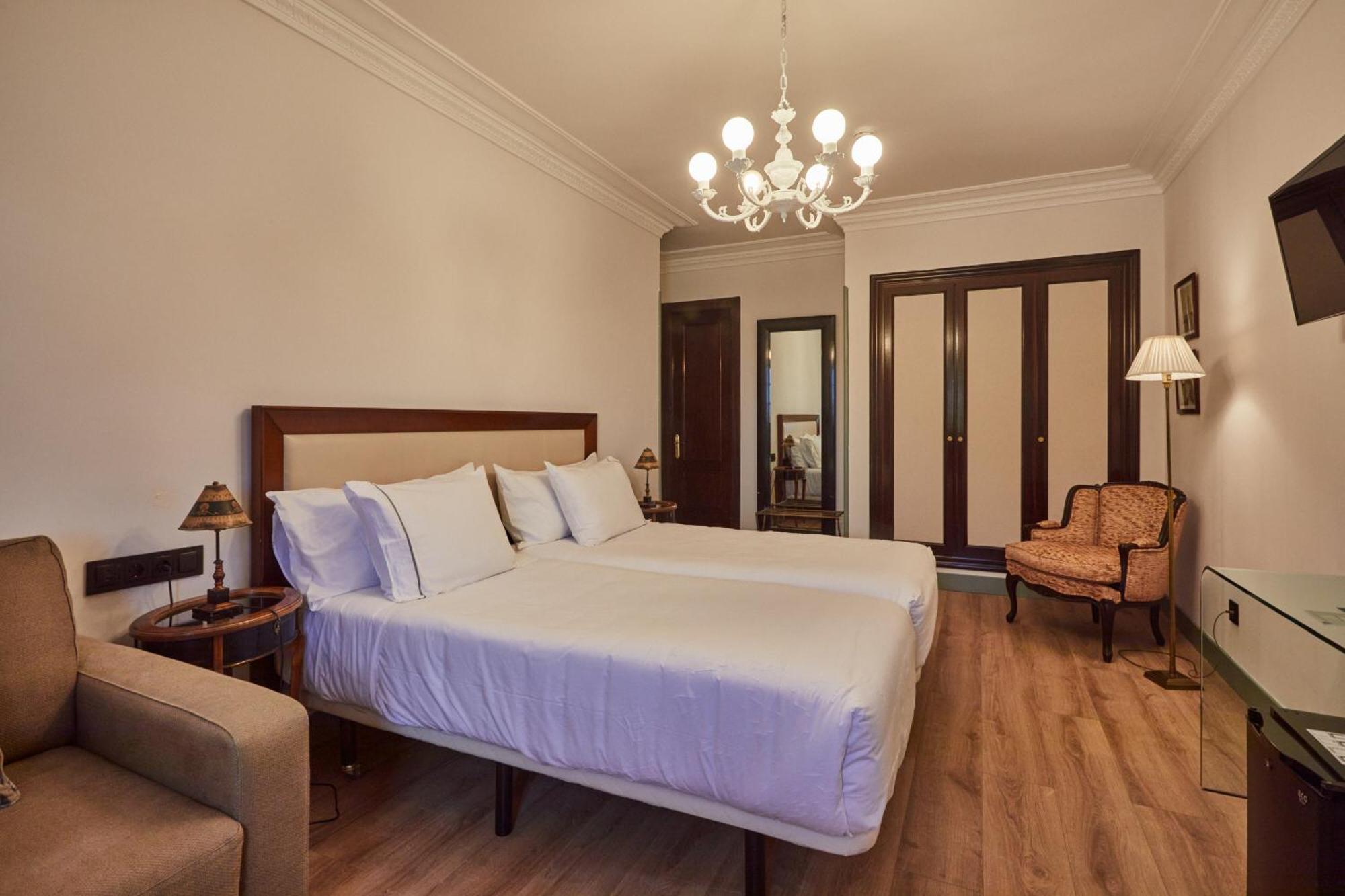 Silken Gran Hotel Del Sella ริวาเดเซญา ภายนอก รูปภาพ