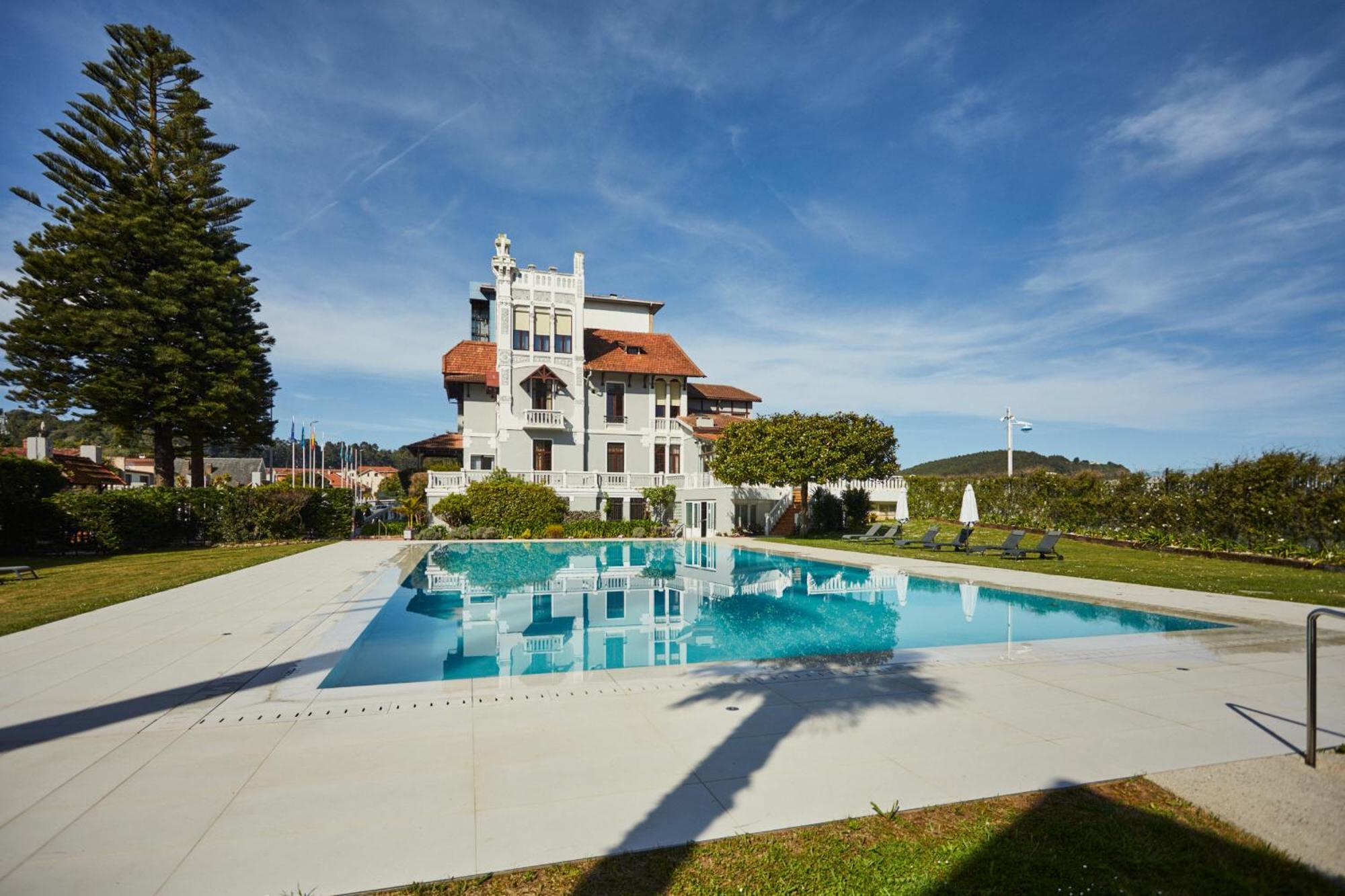 Silken Gran Hotel Del Sella ริวาเดเซญา ภายนอก รูปภาพ
